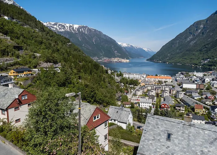 Odda Atmosphere
