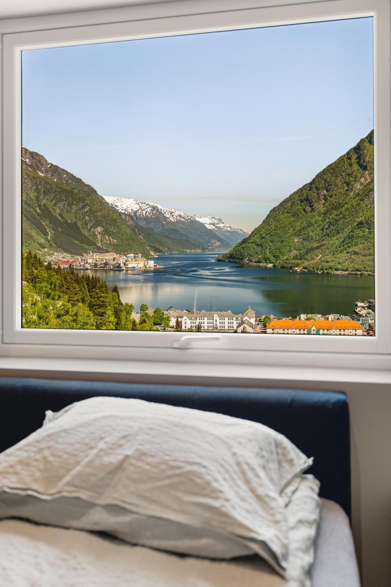 Atmosphere * Odda